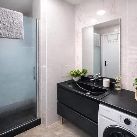 Spacieux Et Moderne 3 A 10 Min De Rouen Apartament *