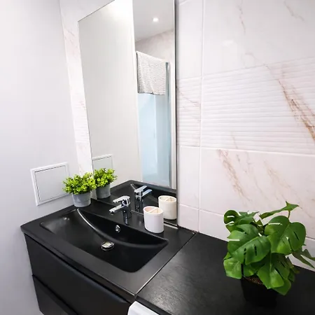 Apartament Spacieux Et Moderne 3 A 10 Min De Rouen