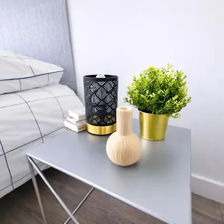 Spacieux Et Moderne 3 A 10 Min De Rouen Apartament *