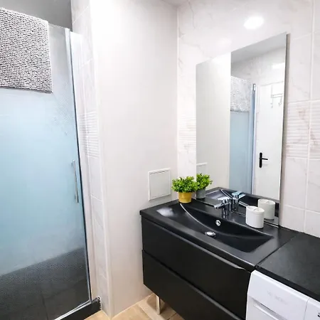 Апартаменты Spacieux Et Moderne 3 A 10 Min De Rouen