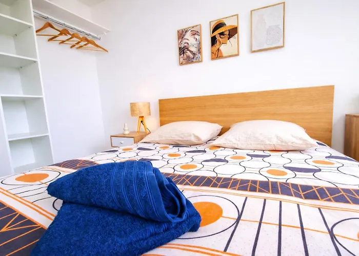 Апартаменты Spacieux Et Moderne 3 A 10 Min De Rouen Сент-Этьен-дю-Рувре